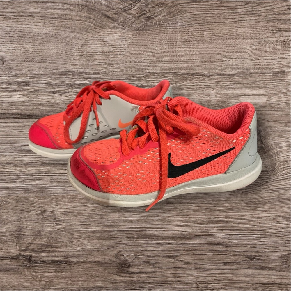 Nike Kids Pink and Gray Sneakers
